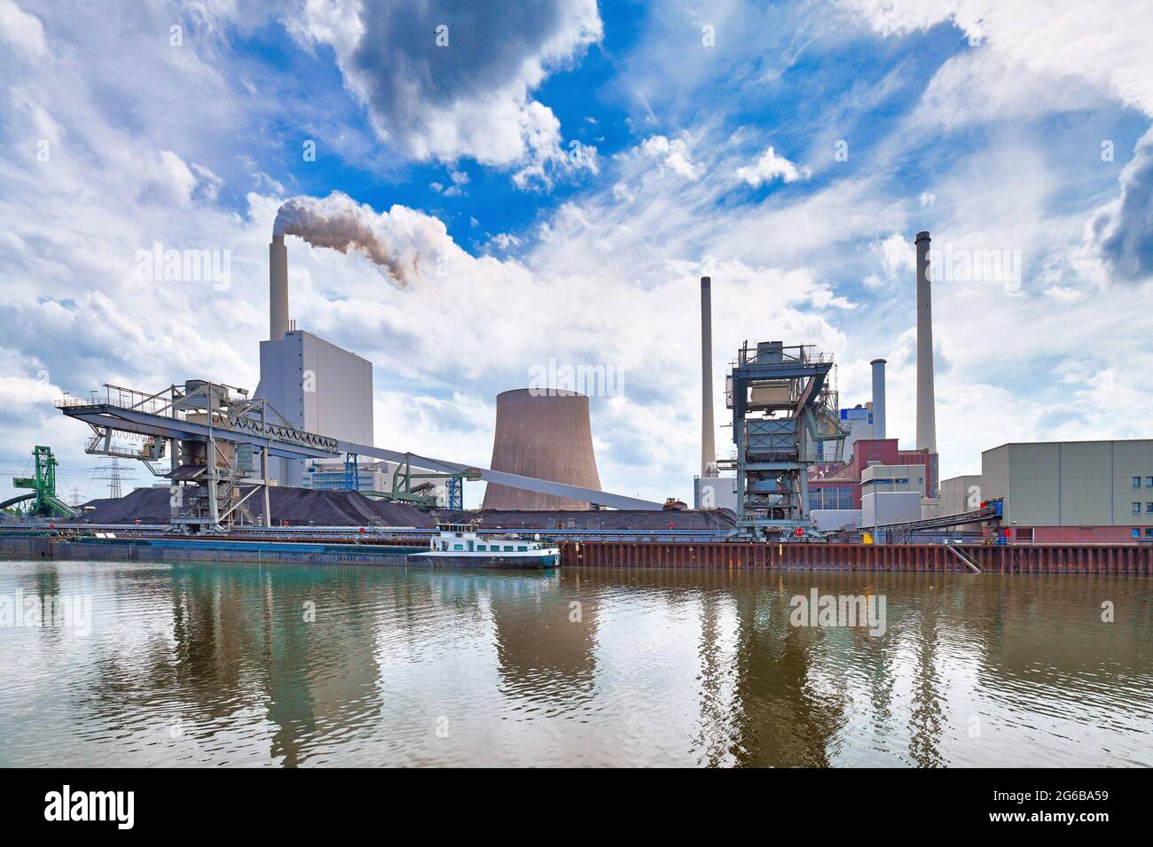 Rheinhafen steam power plant in Karlsruhe in Germany used for generation of electricity and district heating from hard coal Stock Photo