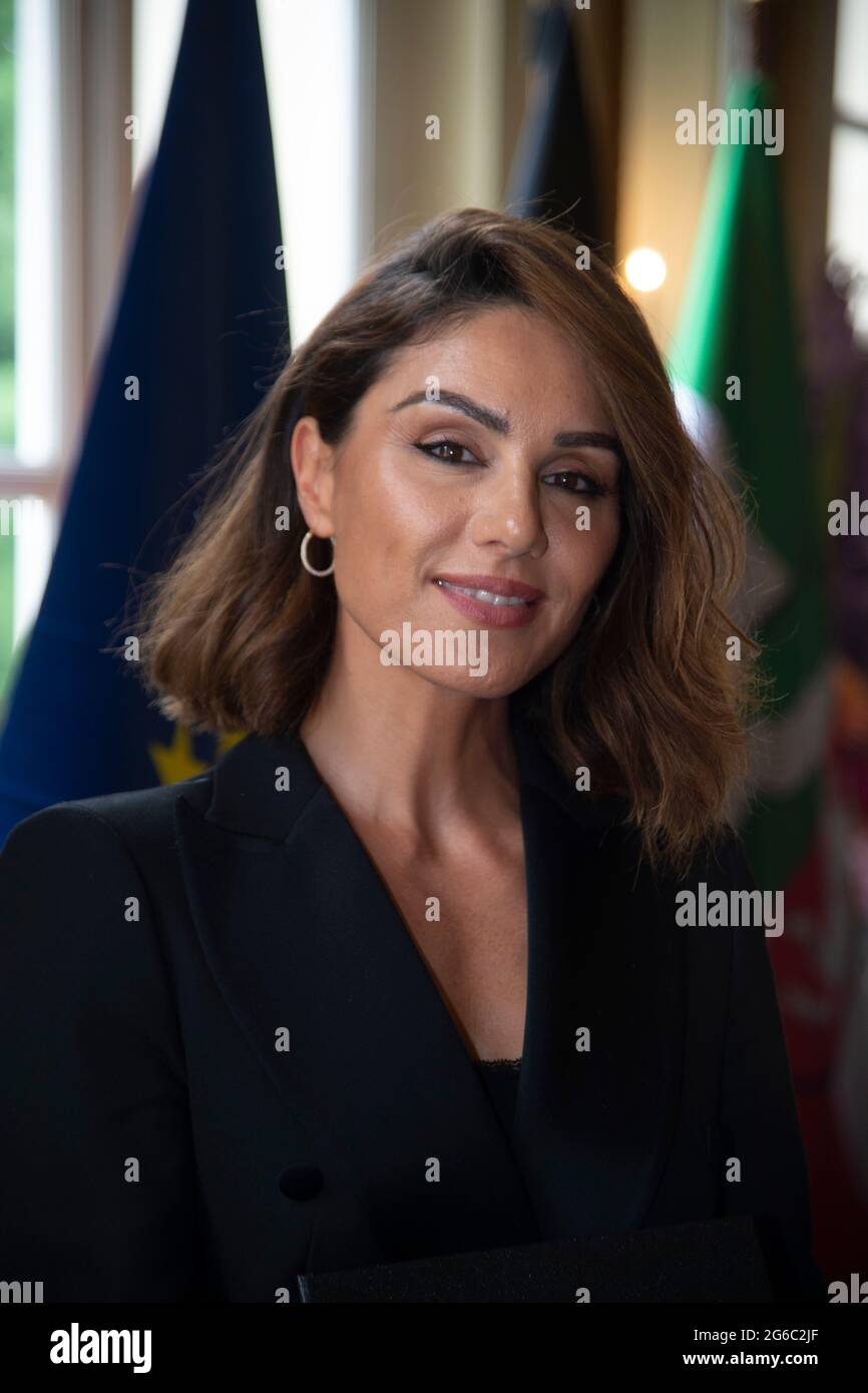 Duesseldorf, Deutschland. 28th June, 2021. TV presenter Nazan ECKES, portrait, portrÃ t, portrait, cropped single image, single motif, Prime Minister Armin Laschet honors citizens of North Rhine-Westphalia for their exceptional commitment to society with the Order of Merit of the State, award of the Order of Merit of the State of North Rhine-Westphalia in Duesseldorf on 06/28/2021 ÃÂ Credit: dpa/Alamy Live News Stock Photo