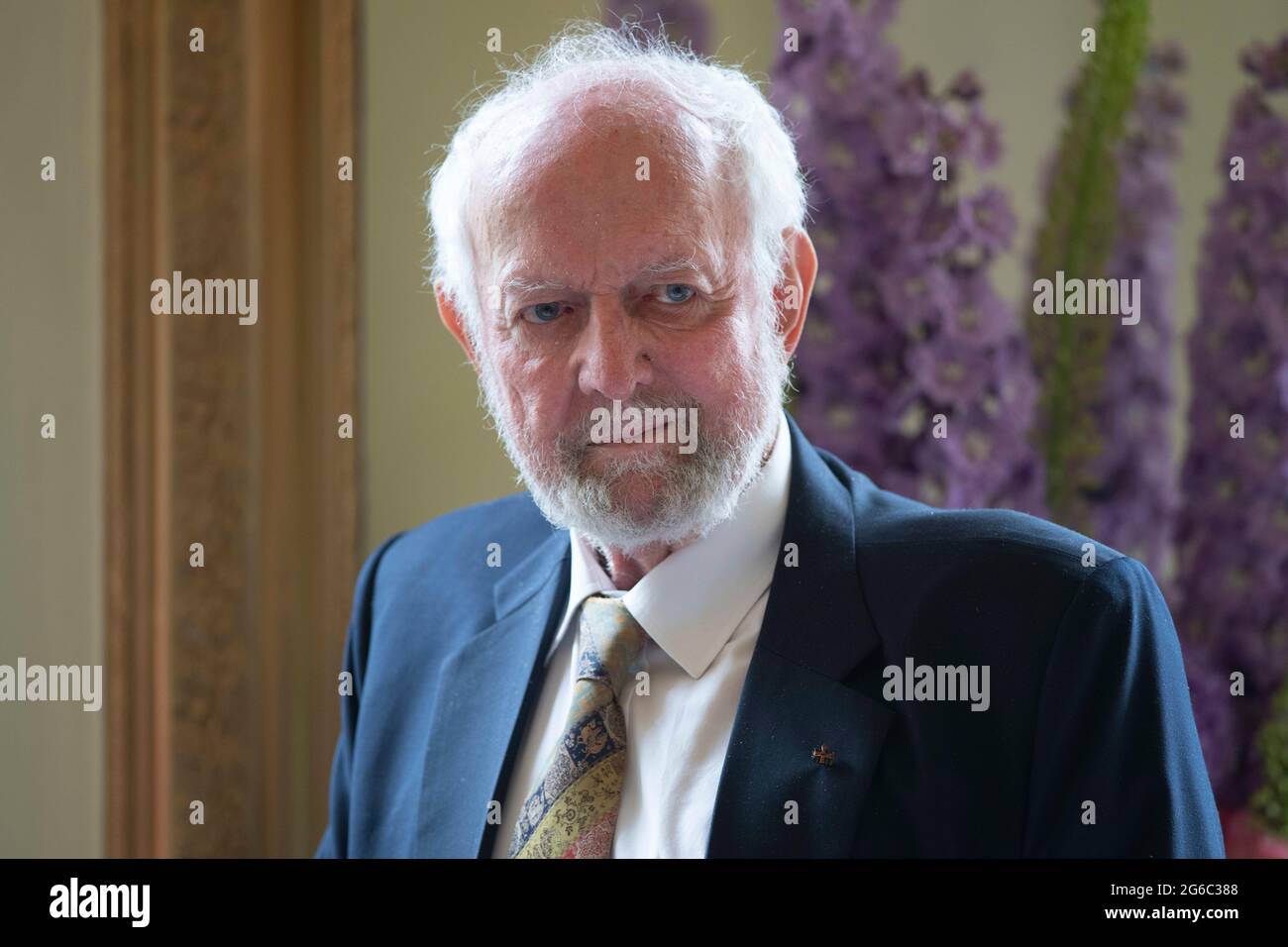 Duesseldorf, Deutschland. 28th June, 2021. Prof. Dr. Dr. Ernst-Ulrich von WEIZSAECKER, scientist and Honorary President of the Club of Rome, Prime Minister Armin Laschet honors citizens of North Rhine-Westphalia for their exceptional commitment to society with the Order of Merit of the State, award of the Order of Merit of the State of North Rhine-Westphalia in Duesseldorf on 06/28/2021 ÃÂ Credit: dpa/Alamy Live News Stock Photo