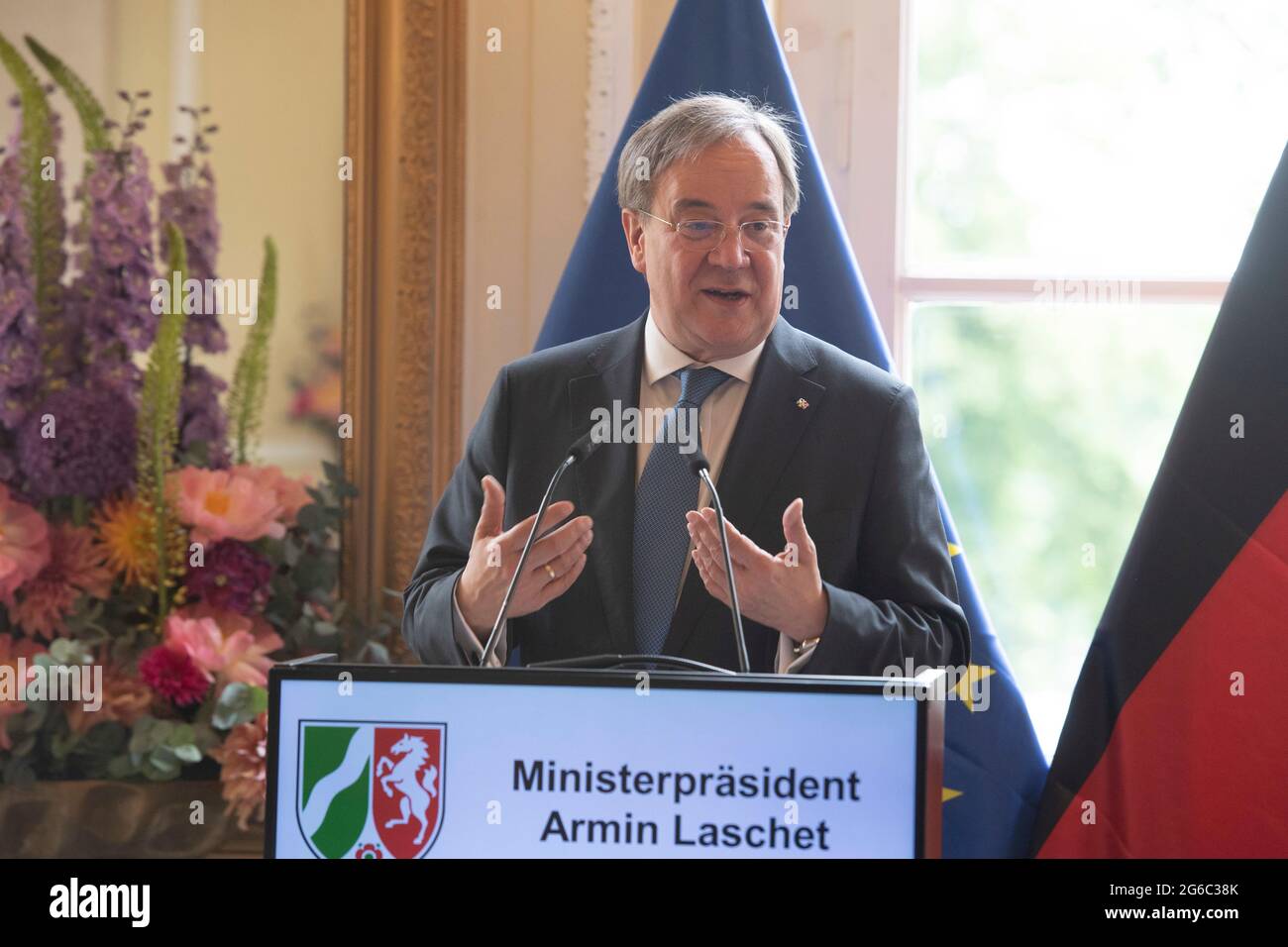 Duesseldorf, Deutschland. 28th June, 2021. Prime Minister Armin LASCHET, in his address, Prime Minister Armin Laschet honored citizens of North Rhine-Westphalia for their exceptional commitment to society with the Order of Merit of the State, award of the Order of Merit of the State of North Rhine-Westphalia in Duesseldorf on June 28, 2021 ÃÂÃ ‚ Credit: dpa/Alamy Live News Stock Photo