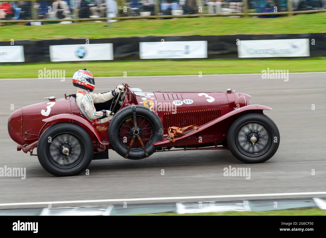 Alfa Romeo 8C 2300 Monza vintage racing car competing in the Brooklands ...
