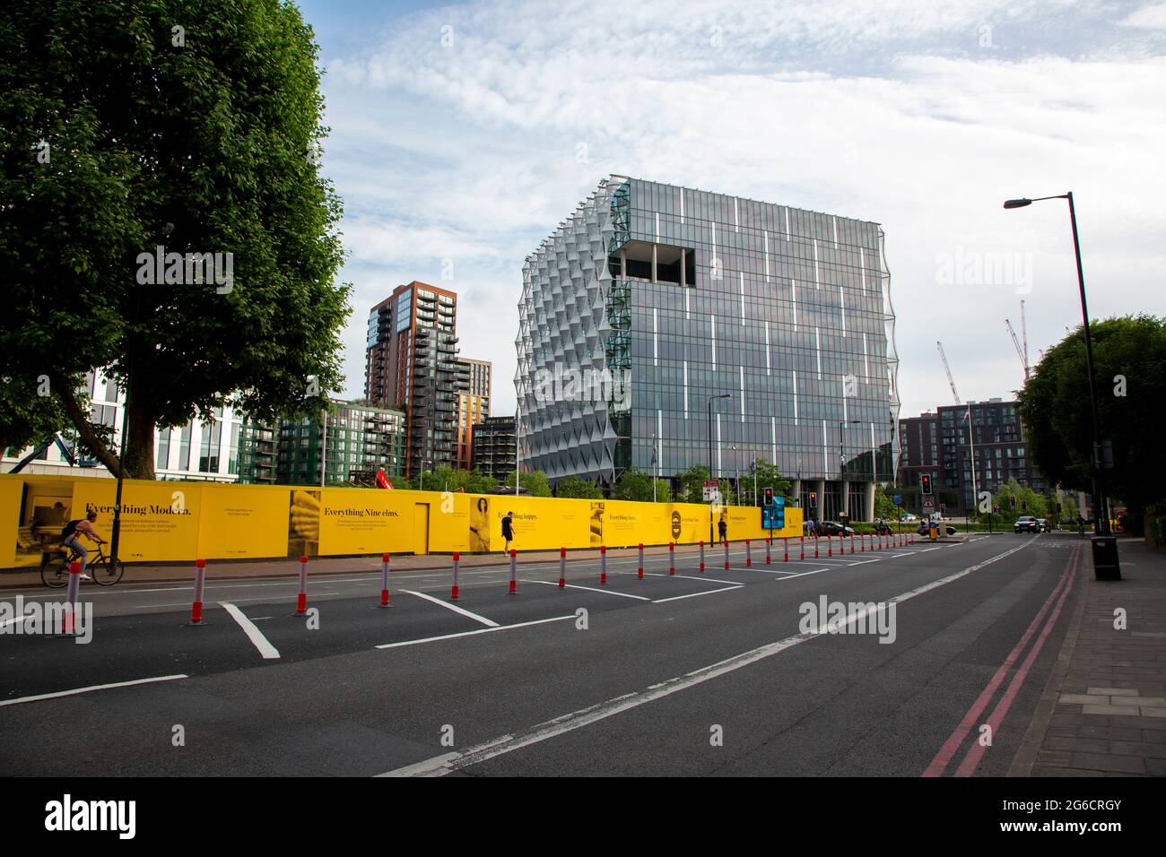 The new American Embassy in London's new development district Nine Elms has been designed by architects KieranTimberlake. London, UK. Stock Photo