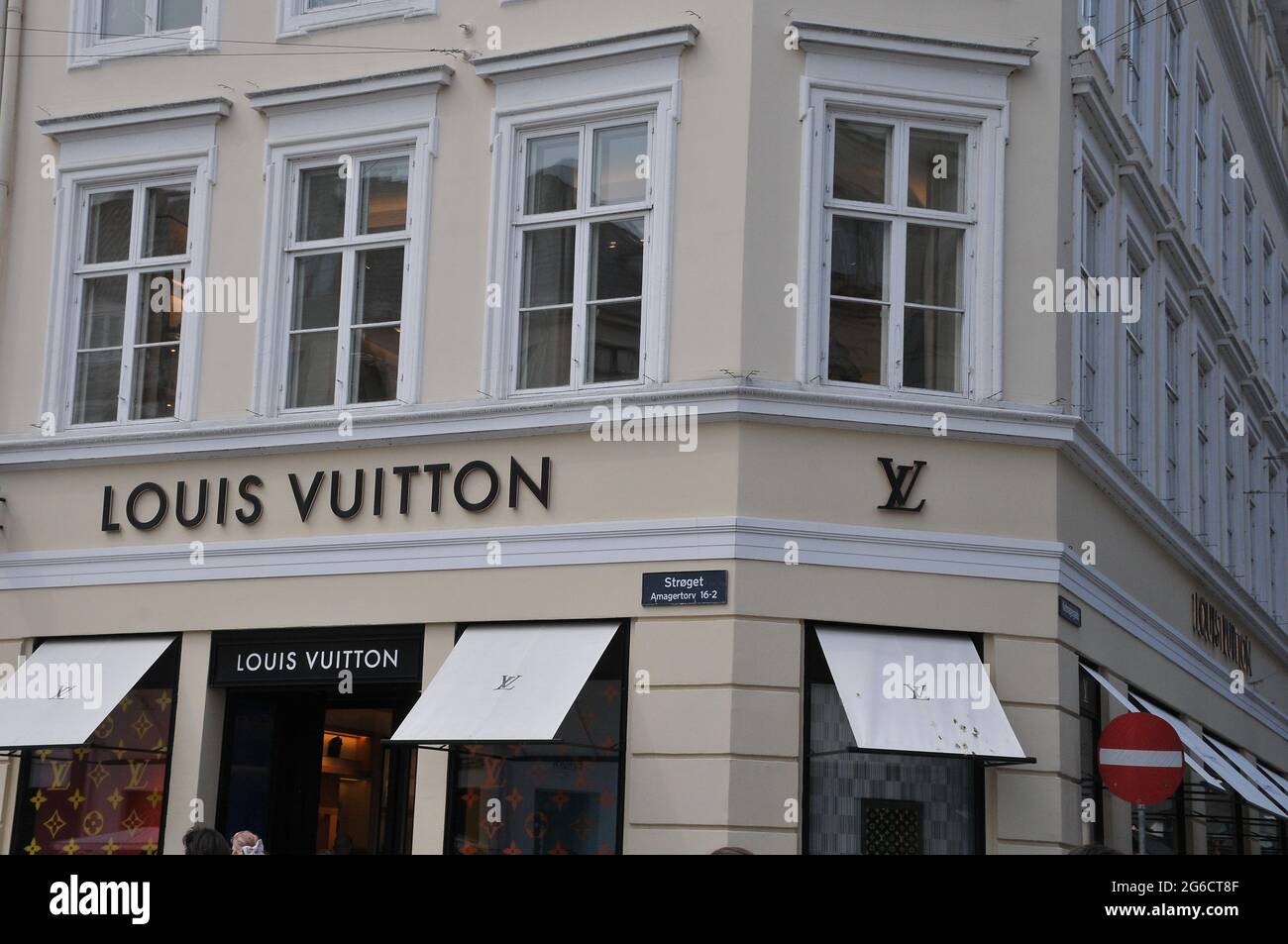 Copenhagen, Denmark.05 July 2021, Louis Vuitton shoppers waitng in line for  turn during covid-19 at social distacning in Copenhagen .Photo..Francis Jo  Stock Photo - Alamy