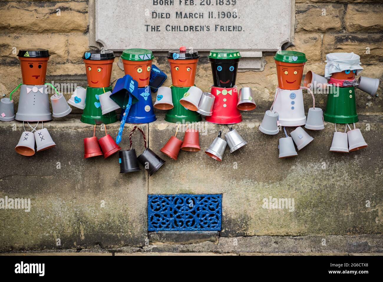 Take a stroll in settle hires stock photography and images Alamy