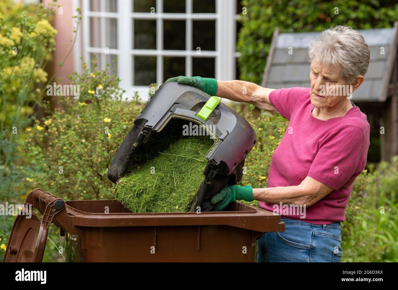 Brown bin hires stock photography and images Alamy