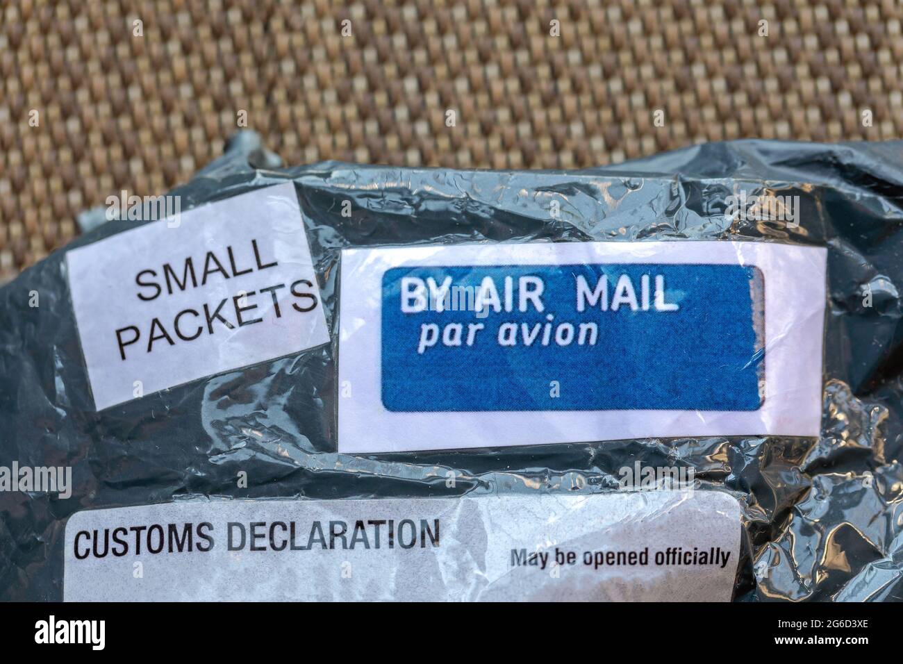 small-packet-delivery-shipping-by-air-mail-stock-photo-alamy