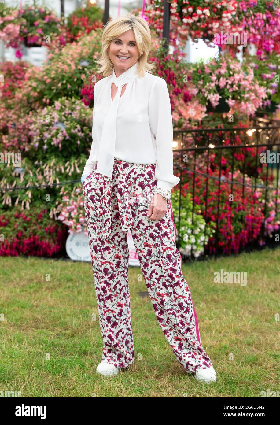 London, UK. 5th July, 2021. Television presenter, Anthea Turner, at the show. Press preview of the RHS Hampton Court Palace Garden Festival which runs from July 6th-July 11th. Credit: Mark Thomas/Alamy Live News Stock Photo