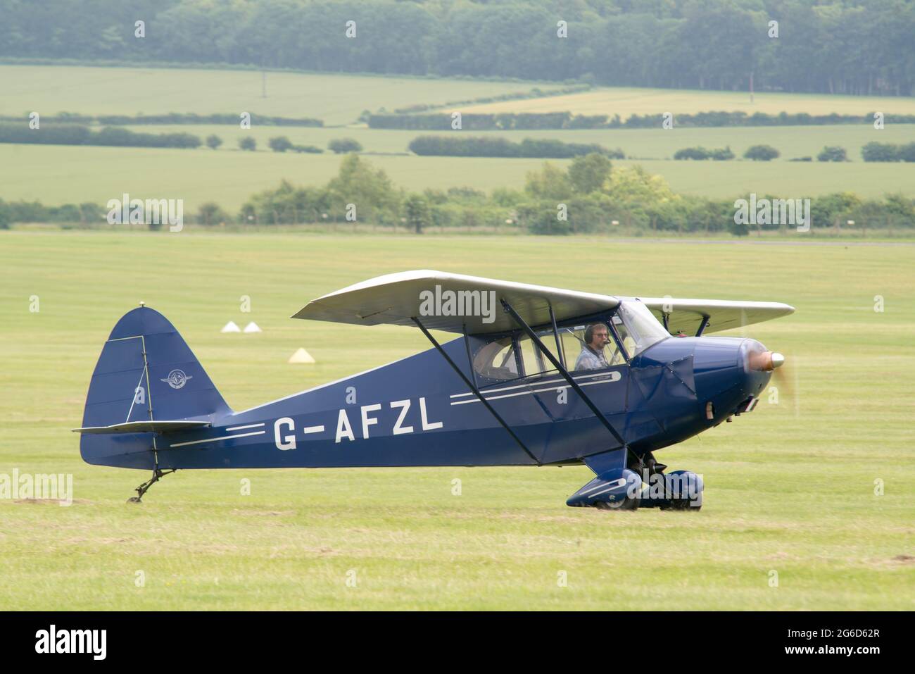 Wallop wheels and wings hires stock photography and images Alamy