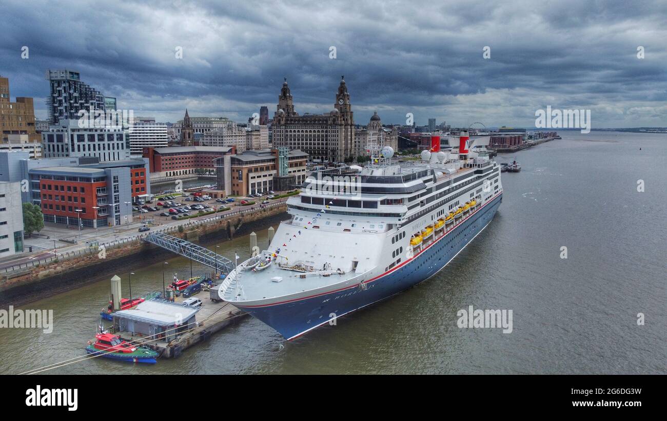 Fred Olsen Cruise Ship Borealis Maiden Voyage Stock Photo Alamy