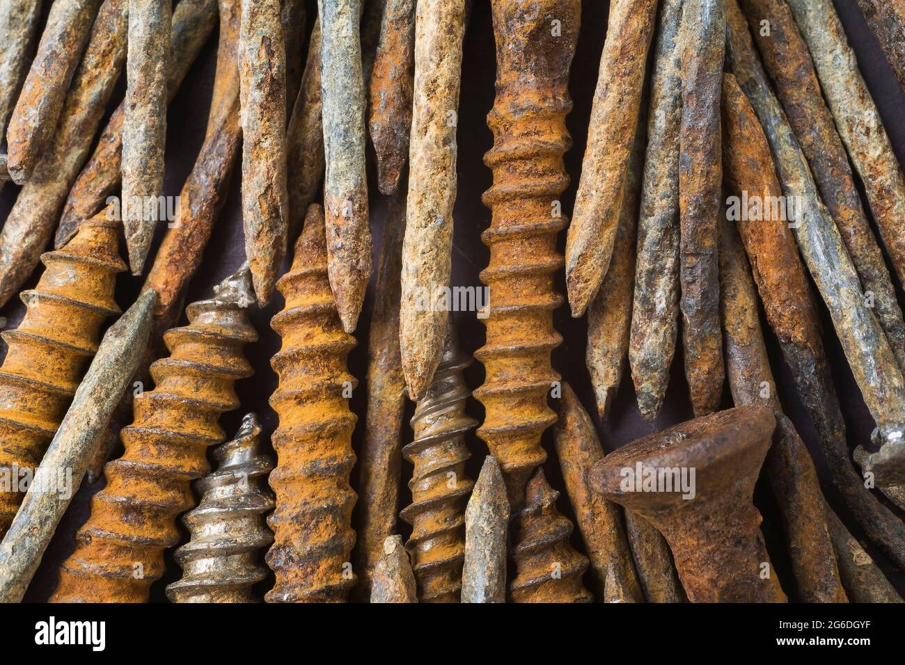 Rusted wood screws and galvanized steel nails Stock Photo Alamy