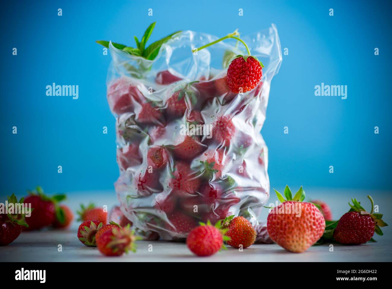 Frozen berries bag hires stock photography and images Alamy