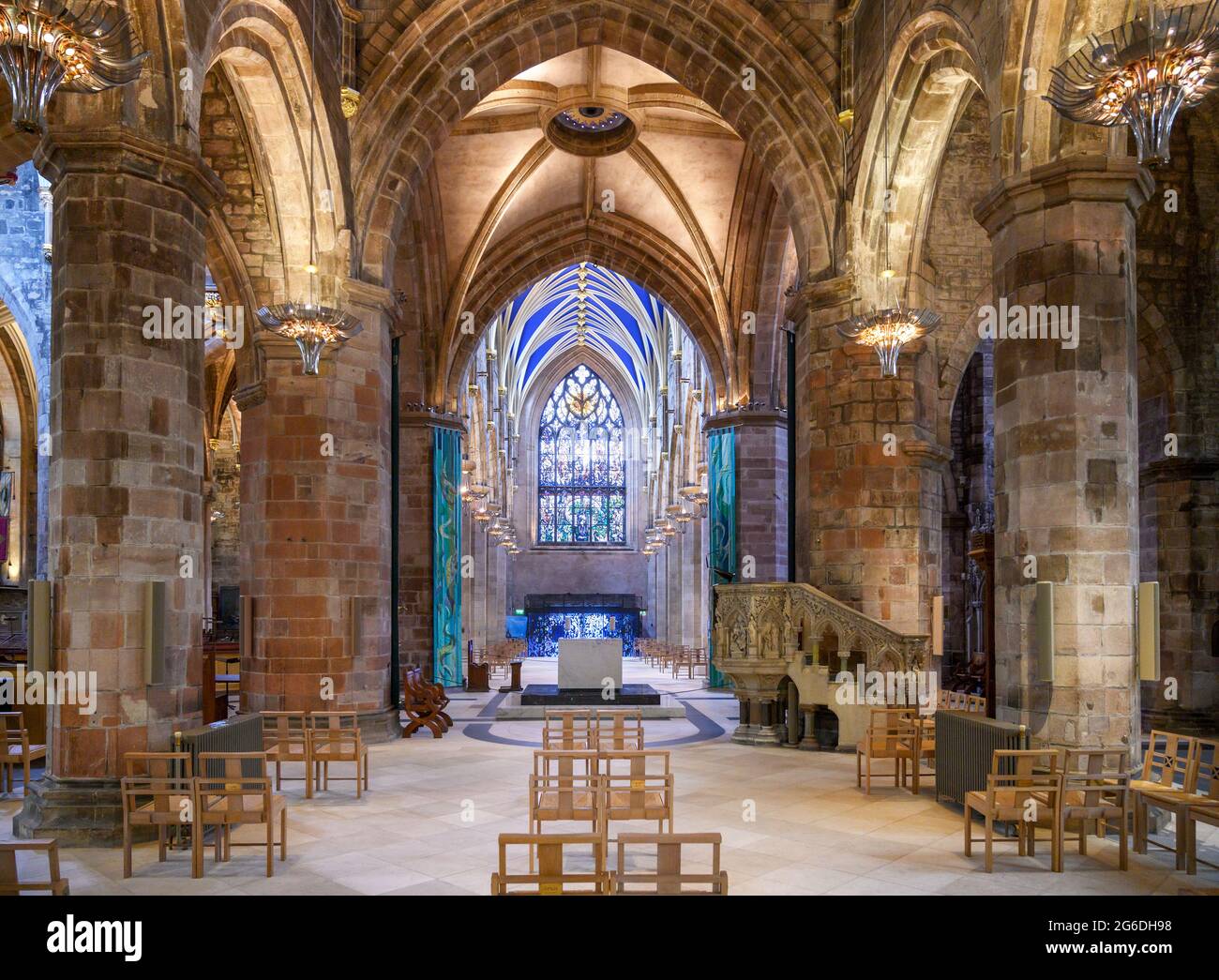 The nave of St Gile's Cathedral, High Street, Edinburgh, Scotland Stock Photo