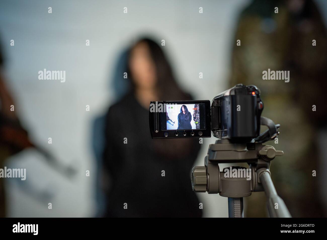 Female criminal hi-res stock photography and images - Alamy