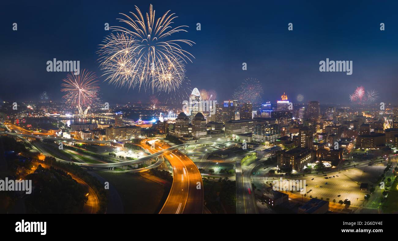Fireworks in Cincinnati, Ohio Stock Photo Alamy