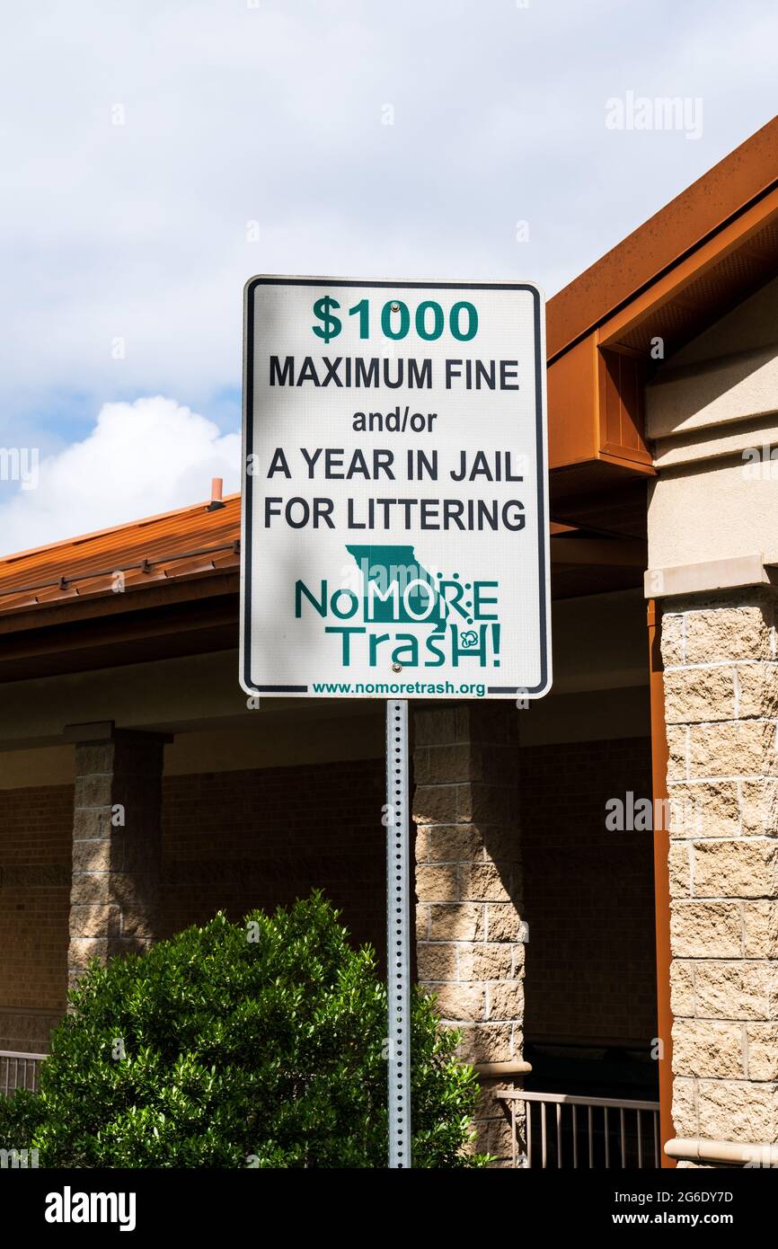 Conway, MO - June 8, 2021: No MOre Trash! is Missouri’s statewide litter-prevention campaign. Stock Photo
