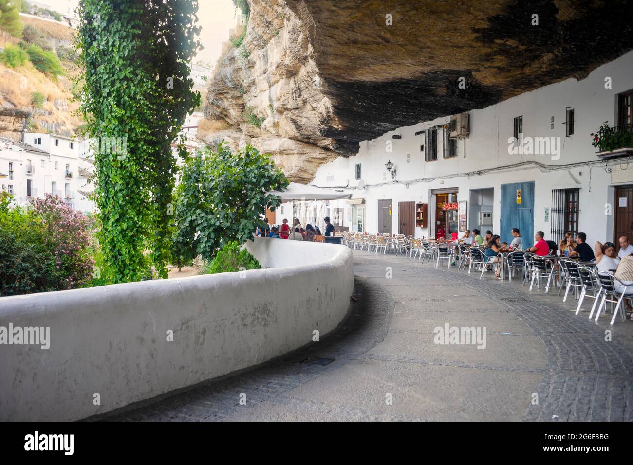 White washed houses built under the rock in Setenil de las Bodegas, Andalucia, Spain Stock Photo