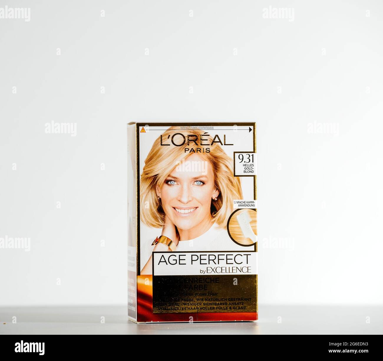 Loreal hair colour hi-res stock photography and images - Alamy