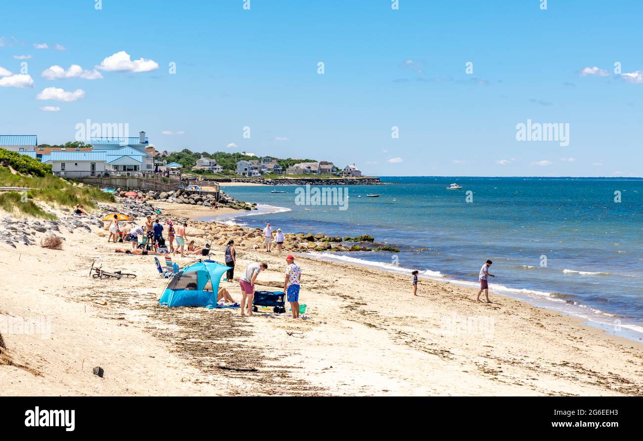 Summer day at Sunset Beach, Montauk, NY Stock Photo Alamy