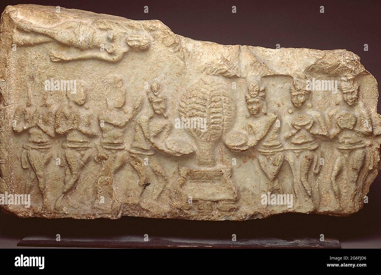 Veneration of the Bodhi Tree - 3rd century - India Andhra Pradesh. Limestone. 201 AD - 300 AD. Nagarjunakonda. Stock Photo