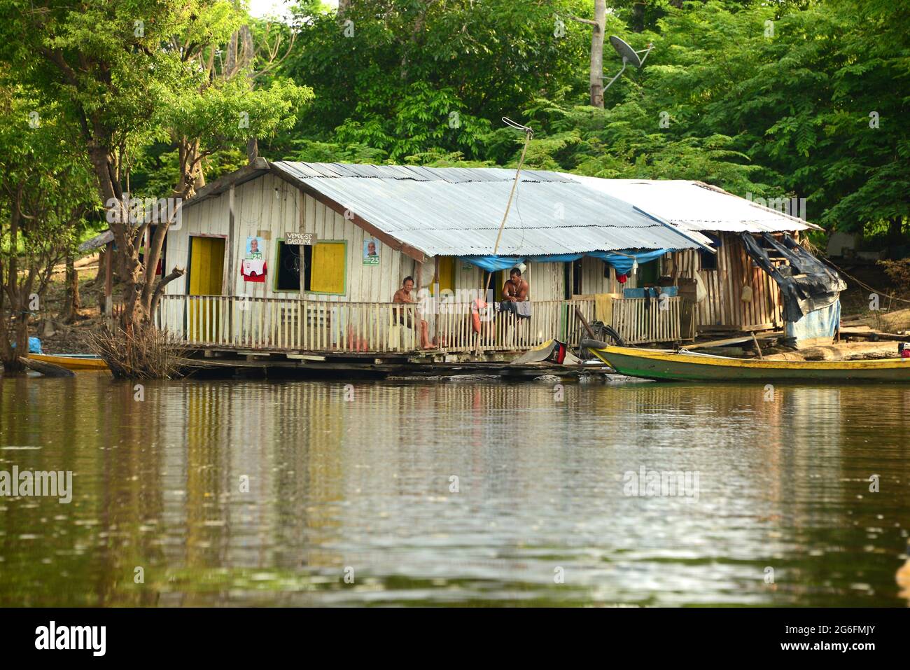 Floating house in Rio Negro near Manaus, Brazil. Stock Photo