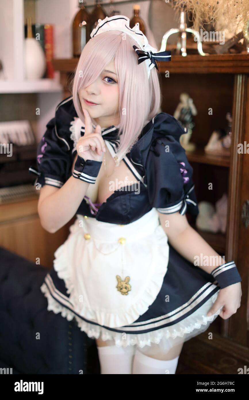 Cosplay maid hi-res stock photography and images - Alamy