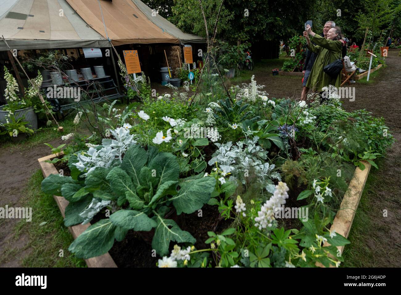 London, UK.  6 July 2021. One of the RHS allotment displays as the rescheduled RHS Hampton Court Palace Garden Festival opens to the public. No dig is a form of cultivation advocated by gardener Charles Dowding. Cancelled in 2020 due to the ongoing coronavirus pandemic, the world’s largest flower show includes gardens from inspiring designers, celebrity talks, demonstrations and workshops.  Visitors to the show are required to observe Covid-19 protocols.  Credit: Stephen Chung / Alamy Live News Stock Photo