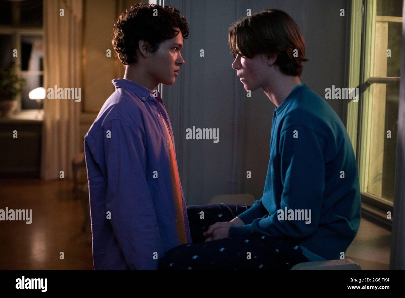 YOUNG ROYALS, right: Edvin Ryding, (Season 1, ep. 101, aired July 1