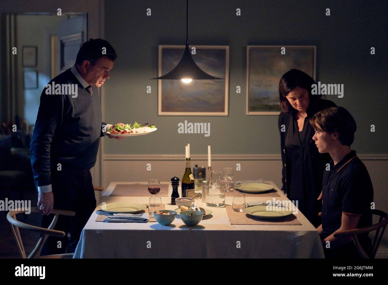 YOUNG ROYALS, right: Edvin Ryding, (Season 1, ep. 106, aired July 1 ...