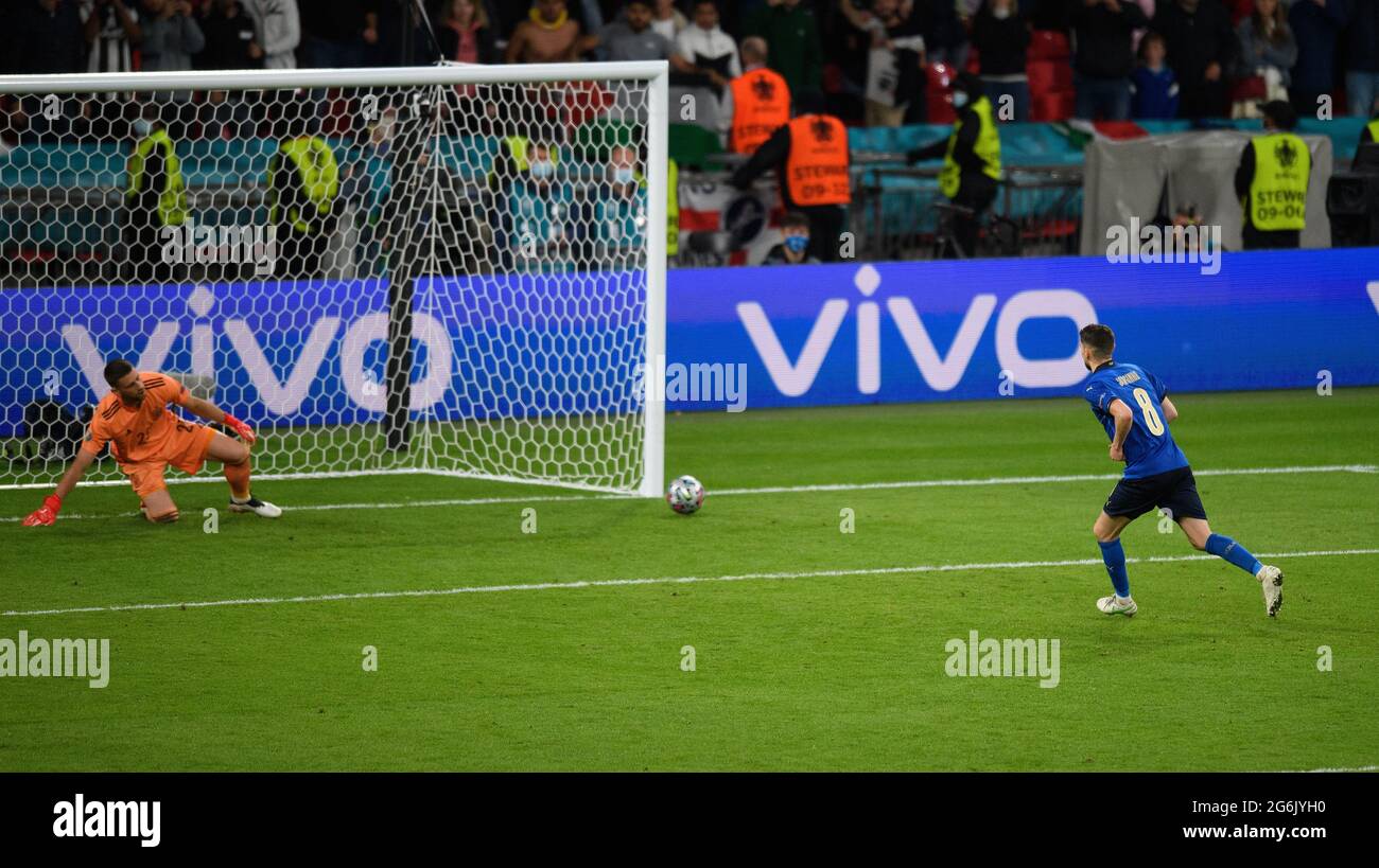 07 July 2021 - Italy v Spain - UEFA Euro 2020 Semi-Final - Wembley - London  Jorghino scores the winning penalty in the shootout to put Italy into the EURO 2020 Final.  Picture Credit : © Mark Pain / Alamy Live News Stock Photo