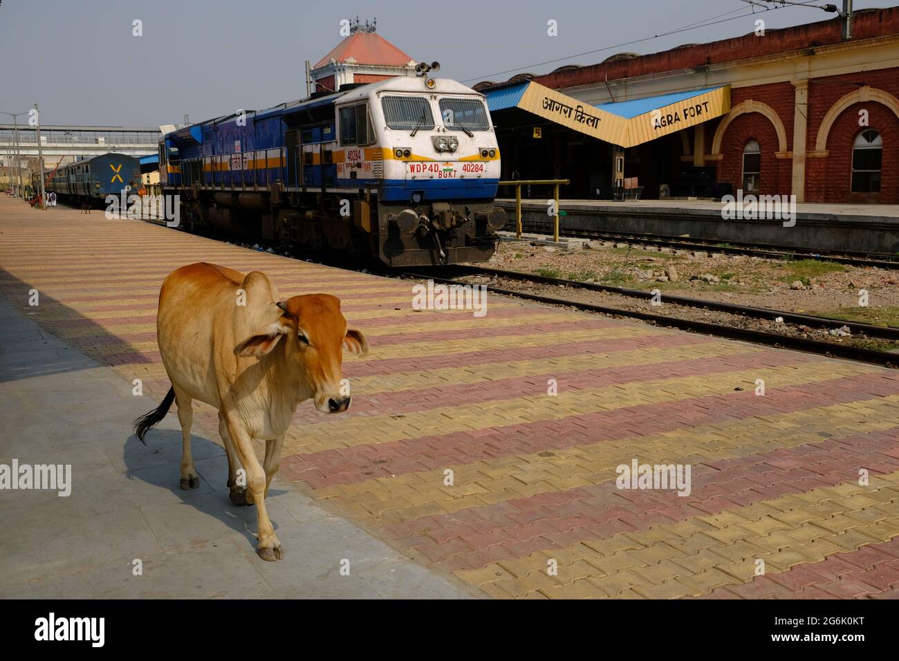 India Agra Agra fort railway station platform Stock Photo Alamy