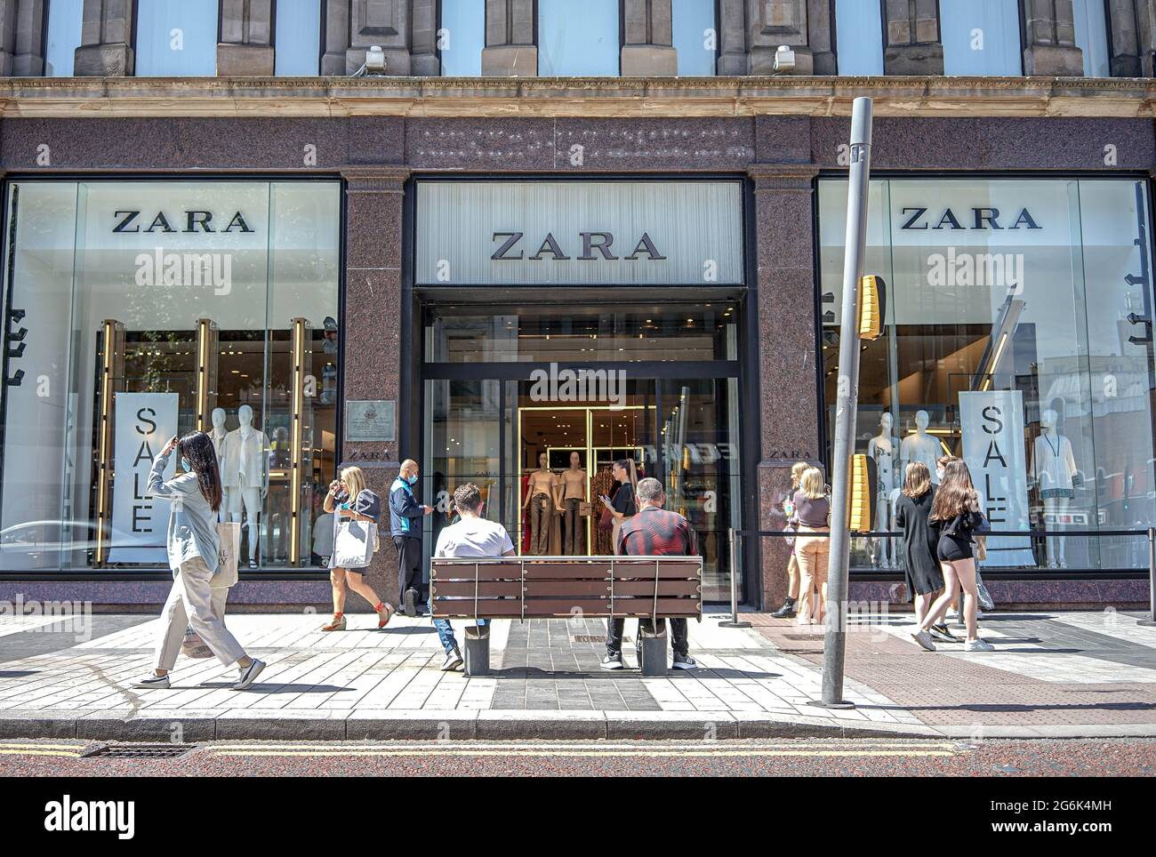 UK. 27th June, 2021. Customers wait outside a Zara Fashion Store on  Donegall Place, Belfast, U.K. (Photo by Michael McNerney/SOPA Images/Sipa  USA) Credit: Sipa USA/Alamy Live News Stock Photo - Alamy