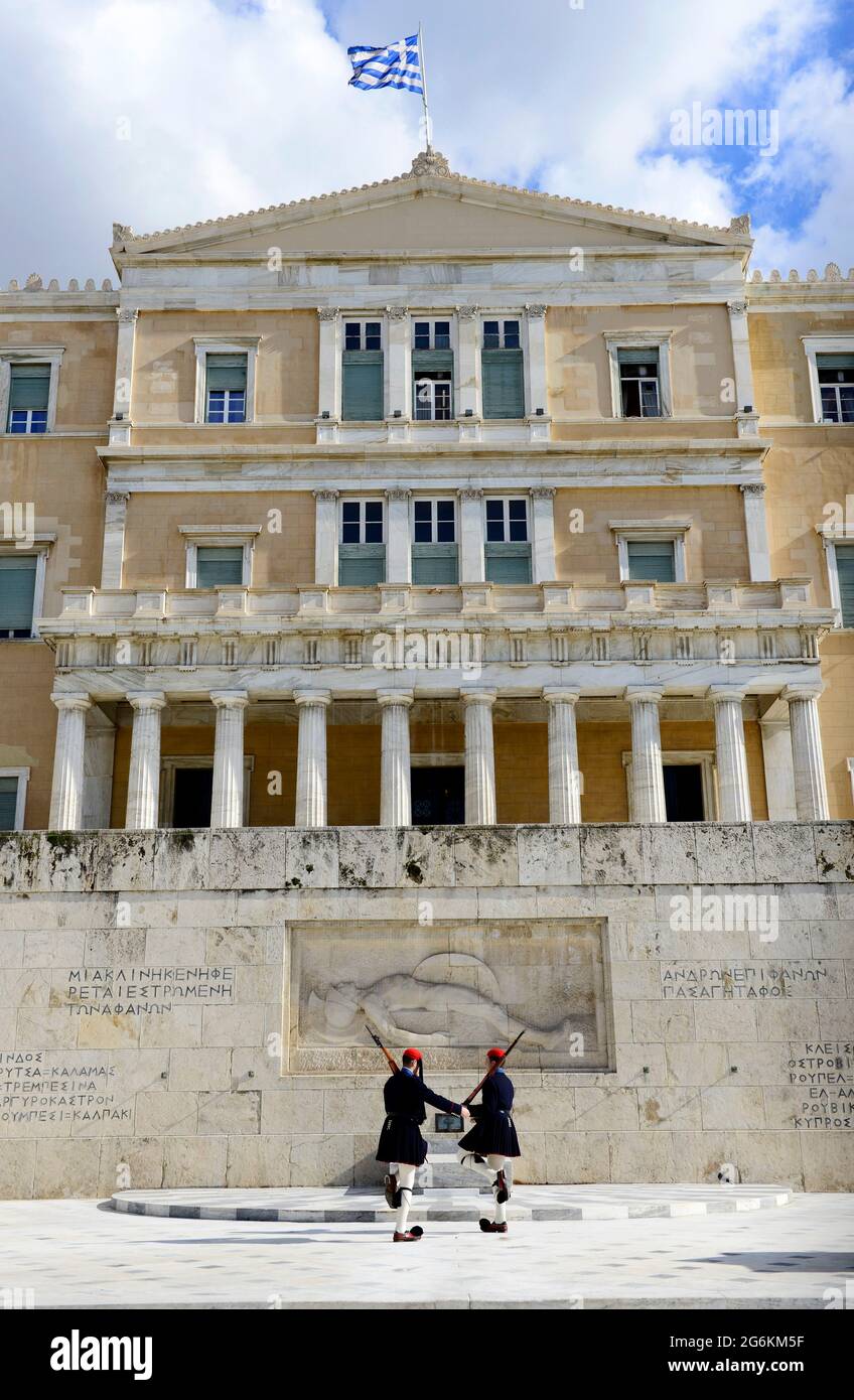Guard change in front of the tomb of the Unknown Soldier, Greek parliament, Athens. Stock Photo