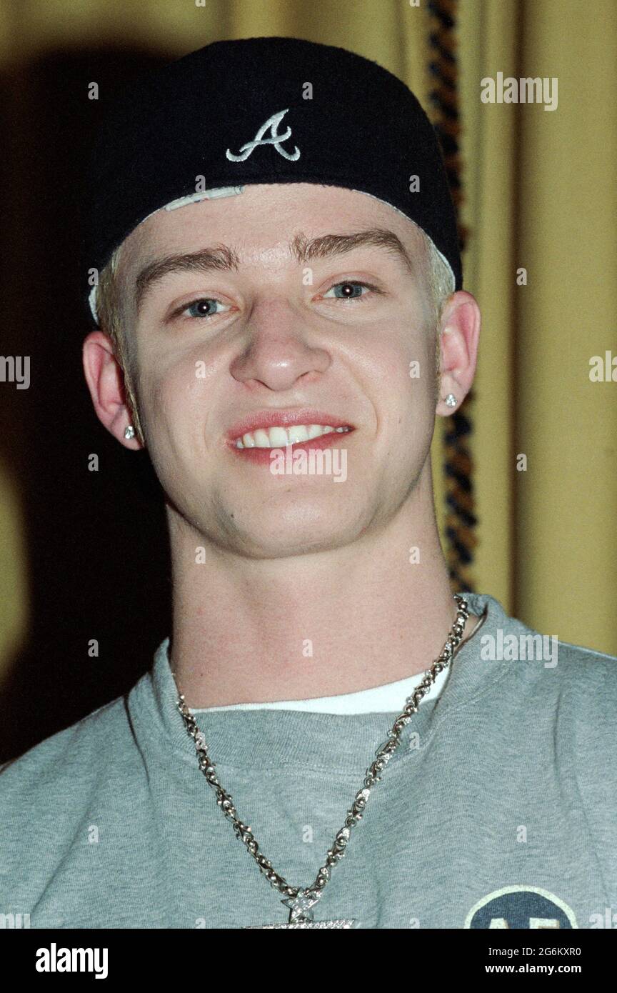 Milan italy 1999-02-28 : NSYNC,  Justin Timberlake during the photo session Stock Photo