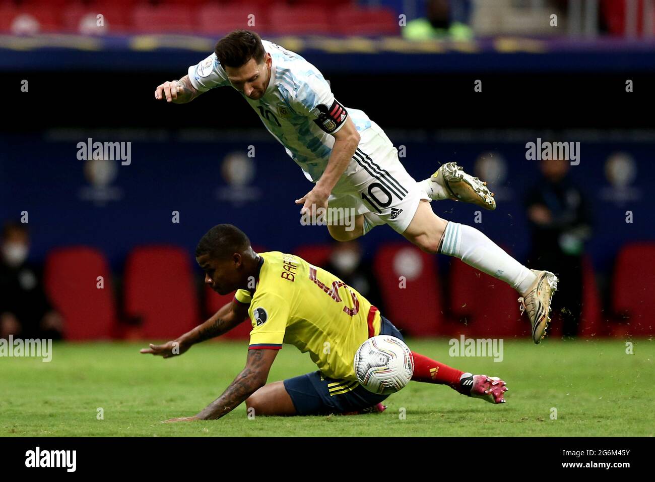 BRASILIA, BRAZIL - JULY 06: Lionel Messi of Argentina competes for the ball with Wilmar Barrios of Colombia ,during the Semifinal match between Argentina and Colombia as part of Conmebol Copa America Brazil 2021 at Mane Garrincha Stadium on July 6, 2021 in Brasilia, Brazil. (MB Media) Stock Photo