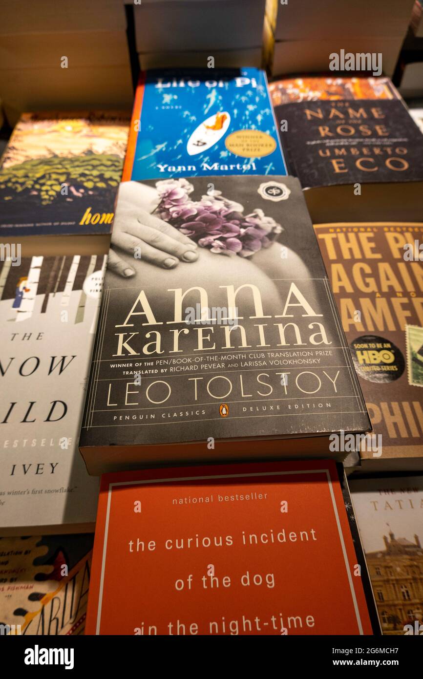 Barnes & Noble Booksellers Book Display, NYC, USA Stock Photo