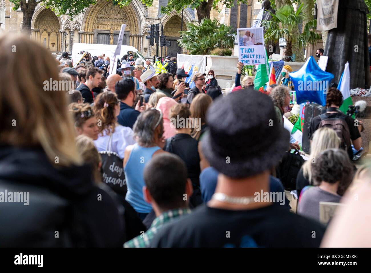 London, UK. 7th July, 2021. Gypsy, Roma and Traveller (GRT) grassroots campaigners holding a rally in Parliament Square, London to resist the Government's Police, Crime, Sentencing and Courts Bill. Credit: Ian Davidson/Alamy Live News Stock Photo