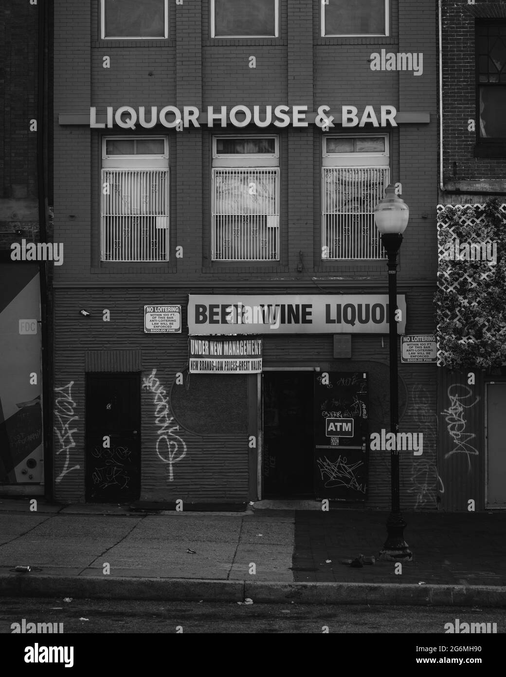 Liquor store in Baltimore, Maryland Stock Photo Alamy