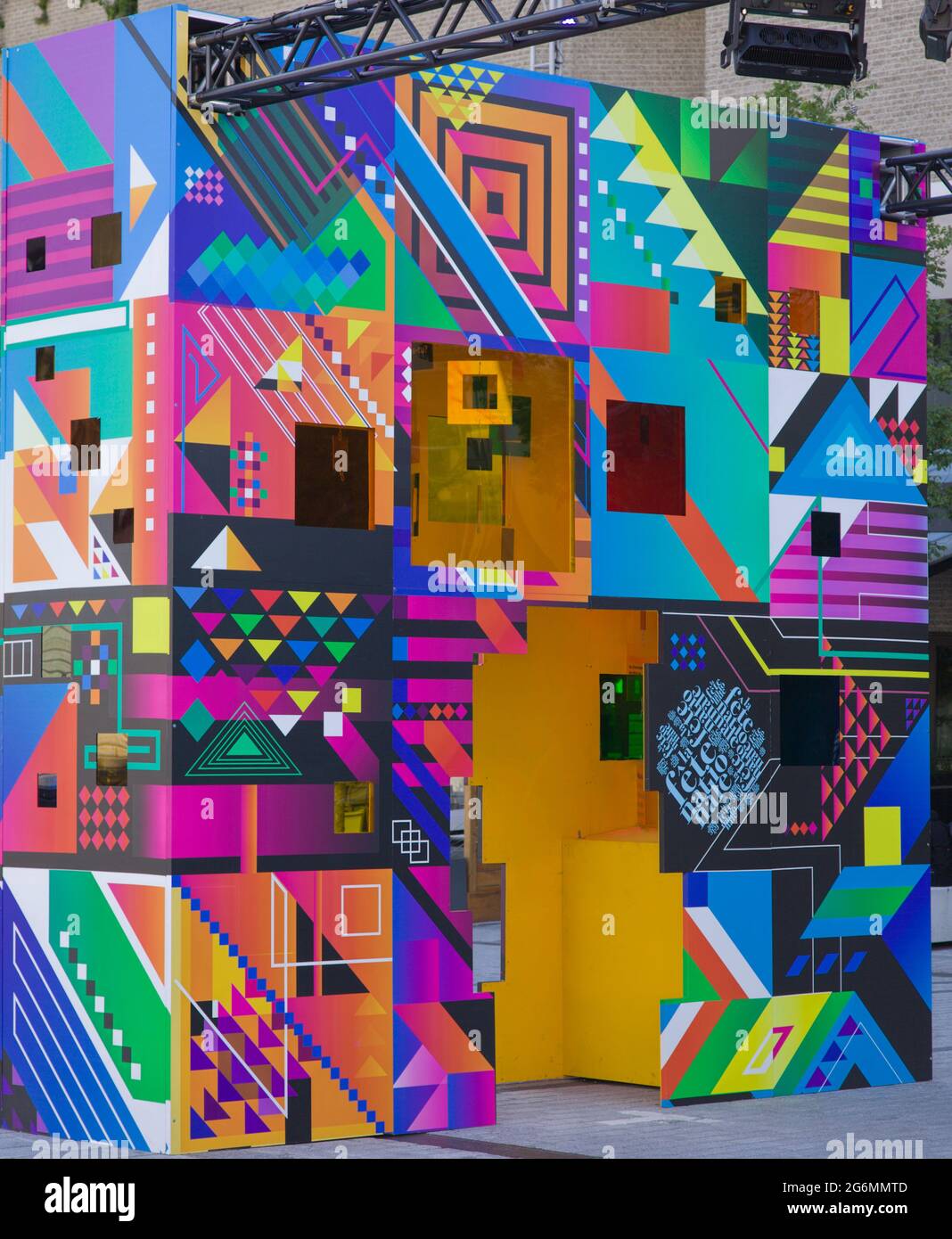 Canada, Quebec, Montreal, Fete Nationale, Street Decoration Stock Photo -  Alamy