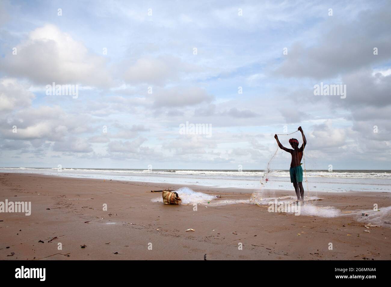 Fisherman make ready for sea hi-res stock photography and images - Alamy
