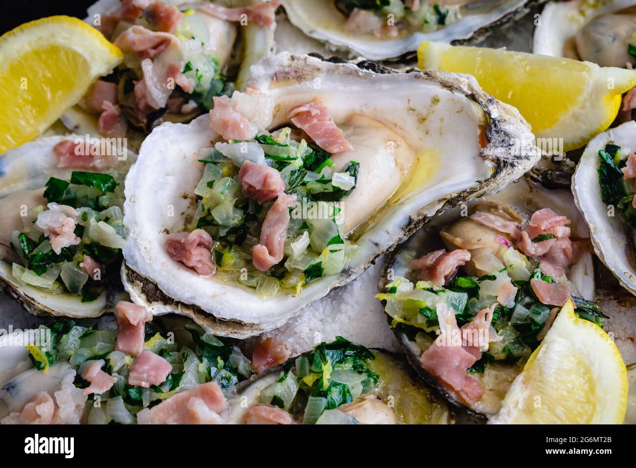 Kosher salt on pork hires stock photography and images Alamy