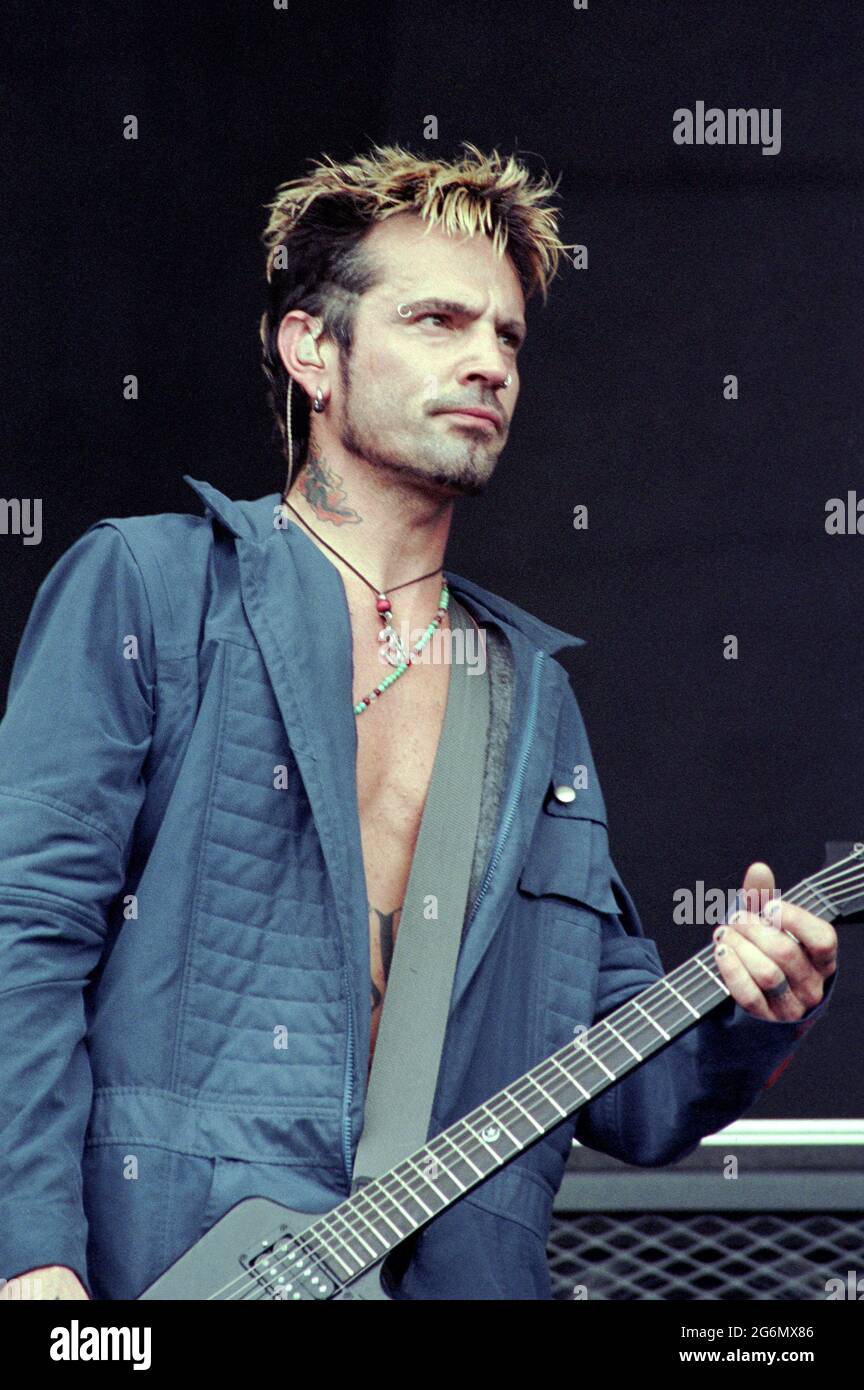 Pamela anderson tommy lee 1994 hi-res stock photography and images - Alamy