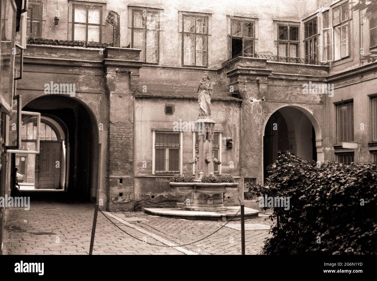 Wien, Altbau Schleifmühlgasse in den 1980er Jahren Stock Photo