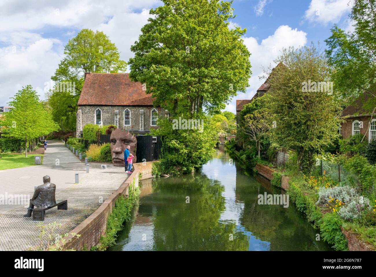 Great Stour river, Mask sculpture and Bronze statue of Dave Lee a