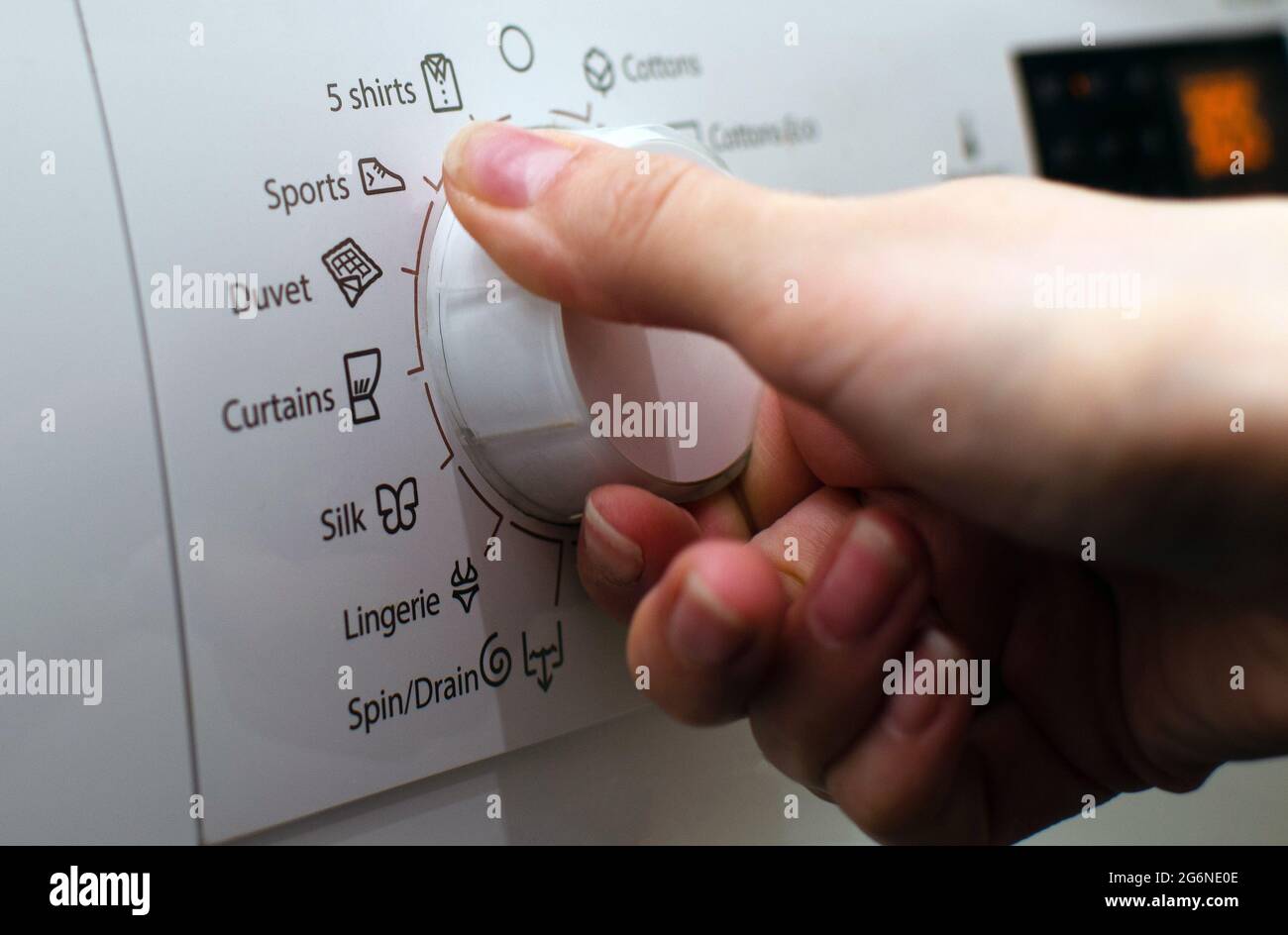 Washing machine dial hires stock photography and images Alamy