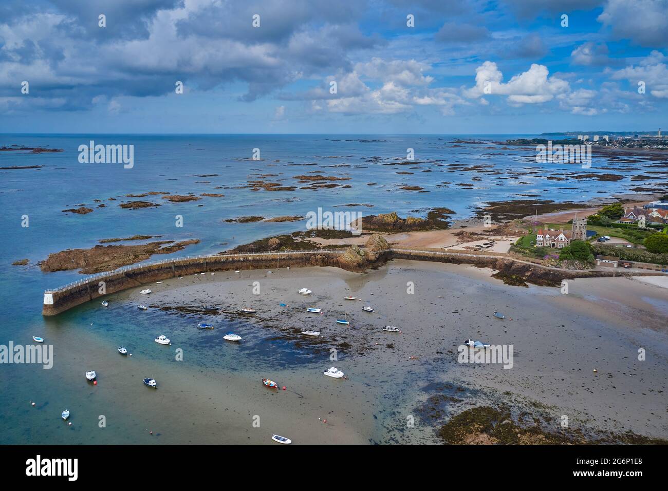 Jersey la rocque harbour hires stock photography and images Alamy