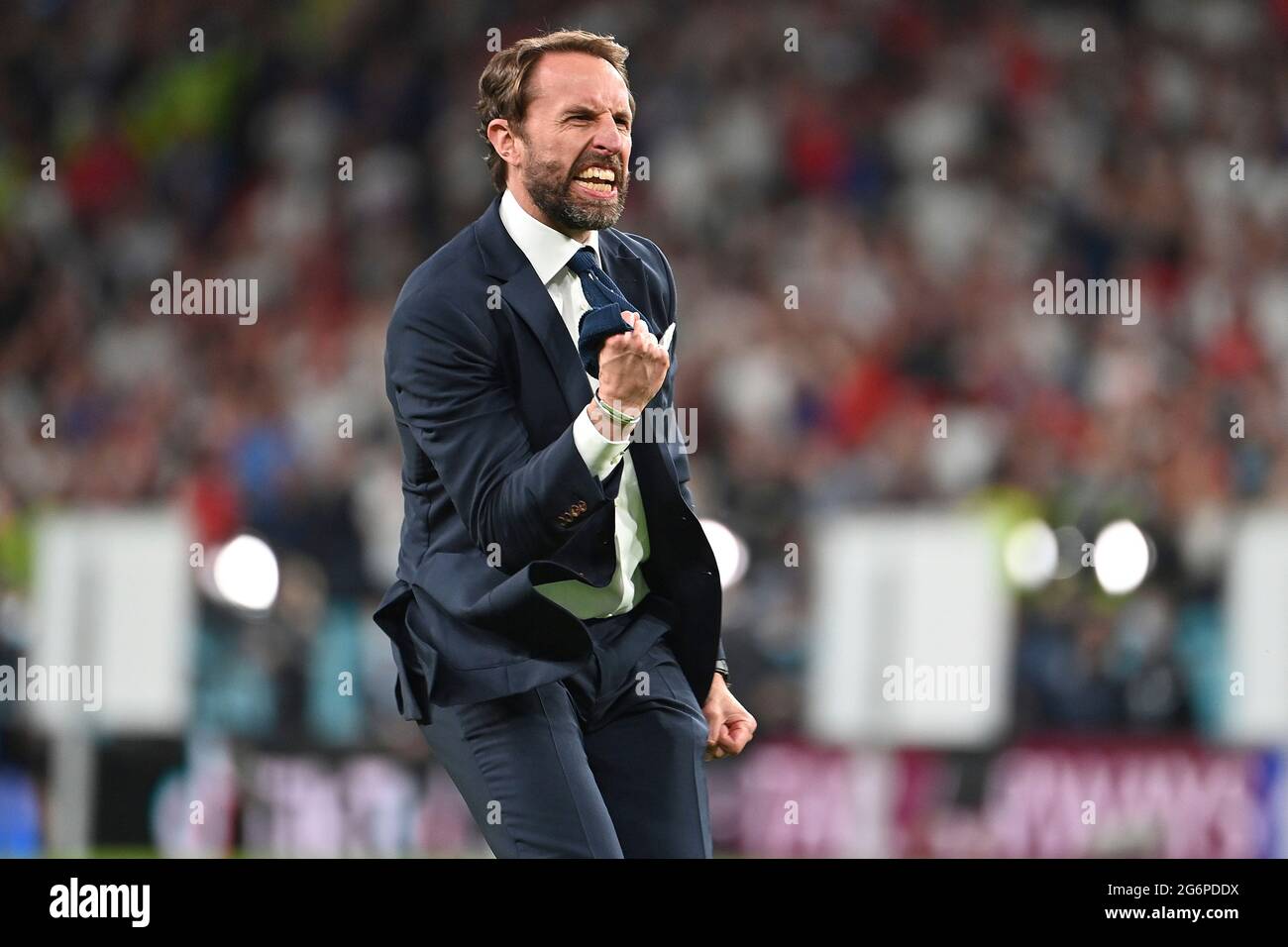 final jubilation Gareth SOUTHGATE (coach ENG), jubilation, joy, enthusiasm, single image, trimmed single motif, half figure, half figure. Semi-final, game M50, England (ENG) - Denmark (DEN) 2-1 nV on 07.07.2021 in London/Wembley Stadium. Football EM 2020 from 06/11/2021 to 07/11/2021. Stock Photo