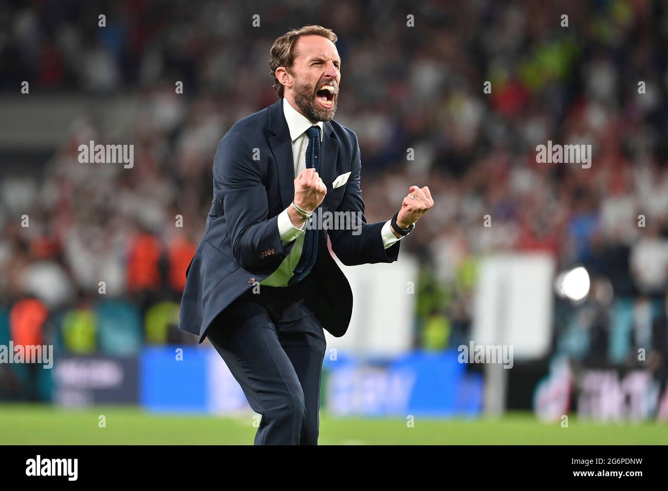 final jubilation Gareth SOUTHGATE (coach ENG), jubilation, joy, enthusiasm, single image, trimmed single motif, half figure, half figure. Semi-final, game M50, England (ENG) - Denmark (DEN) 2-1 nV on 07.07.2021 in London/Wembley Stadium. Football EM 2020 from 06/11/2021 to 07/11/2021. Stock Photo
