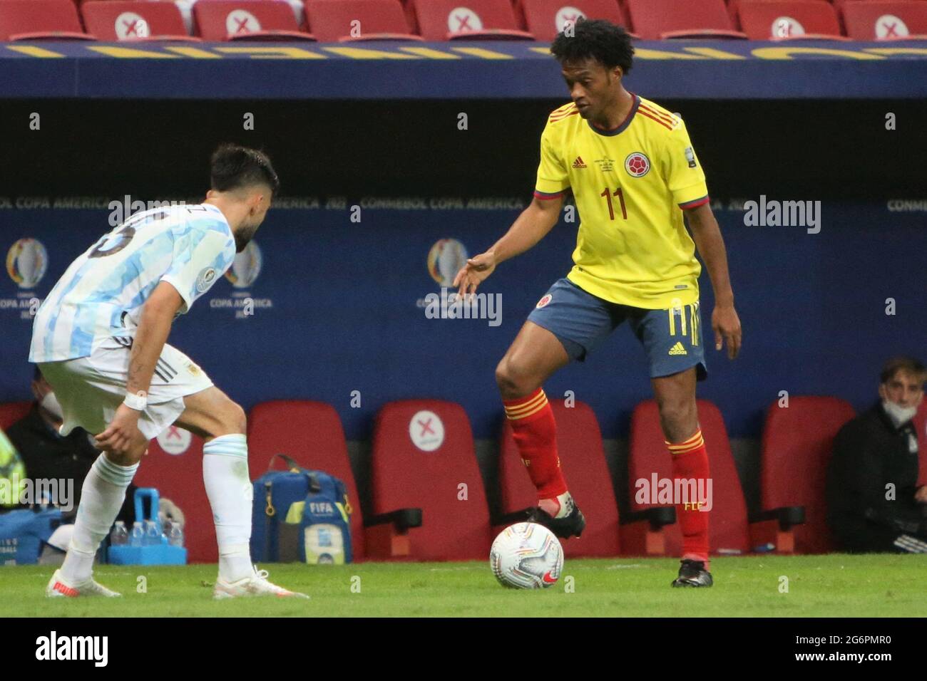 Brasilia, Brazil. 6th July, 2021.J Cuadrado of Colombia during the Copa America 2021, semi-final football match between Argentina and Colombia on July 6, 2021 at Estádio Nacional Mané Garrincha in Brasilia, Brazil. Photo by Laurent Lairys/ABACAPRESS.COM Stock Photo