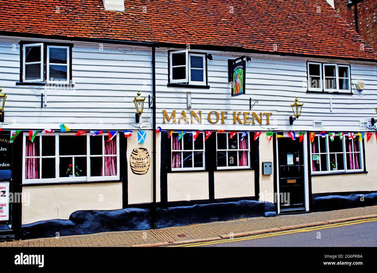 The Man of Kent Pub, Tonbridge, Kent, England Stock Photo Alamy