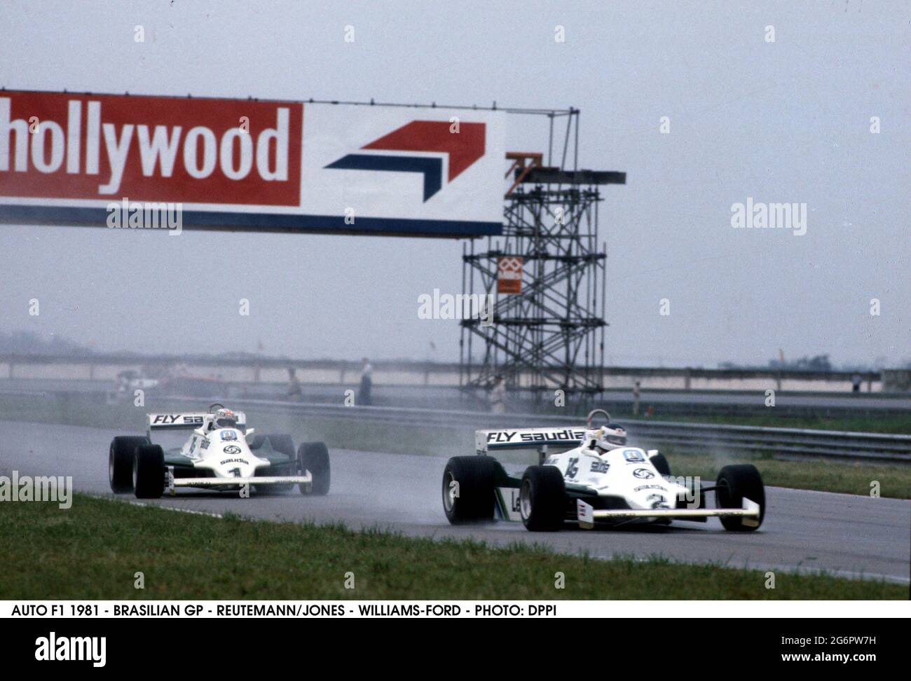 AUTO - F1 1981 - BRAZIL GP - JACAREPAGUA - CARLOS REUTEMANN (ARG) / WILLIAMS FORD - ALAN JONES (AUS) / WILLIAMS FORD - ACTION - PHOTO: DPPI Stock Photo